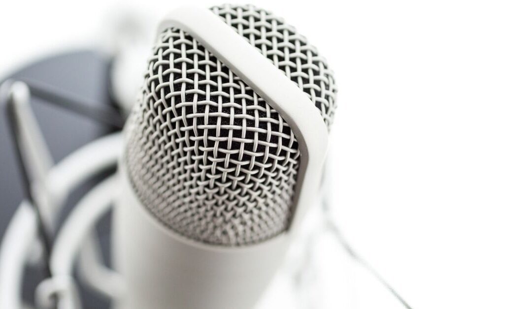 The Best Way to Set Up Your Podcast: Simplify Your Podcast Workflow to Accomplish More in Less Time